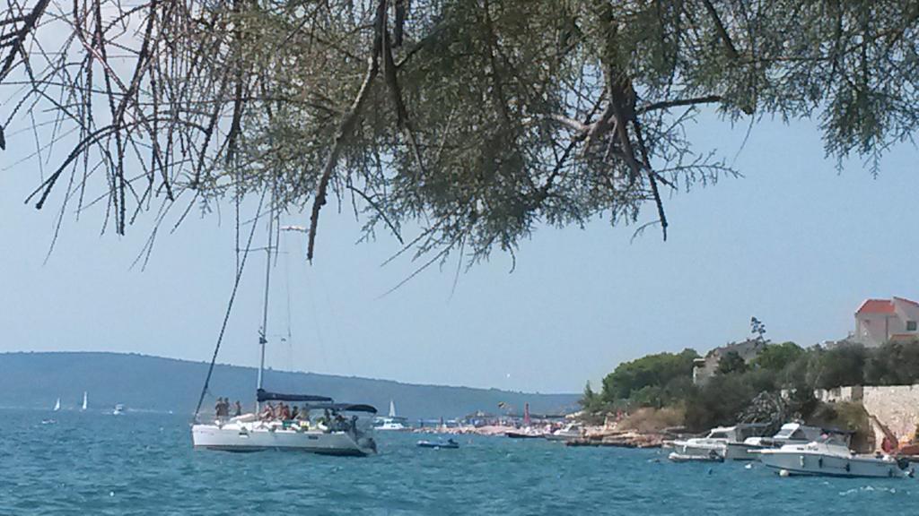 G&B Apartments Trogir Kamer foto