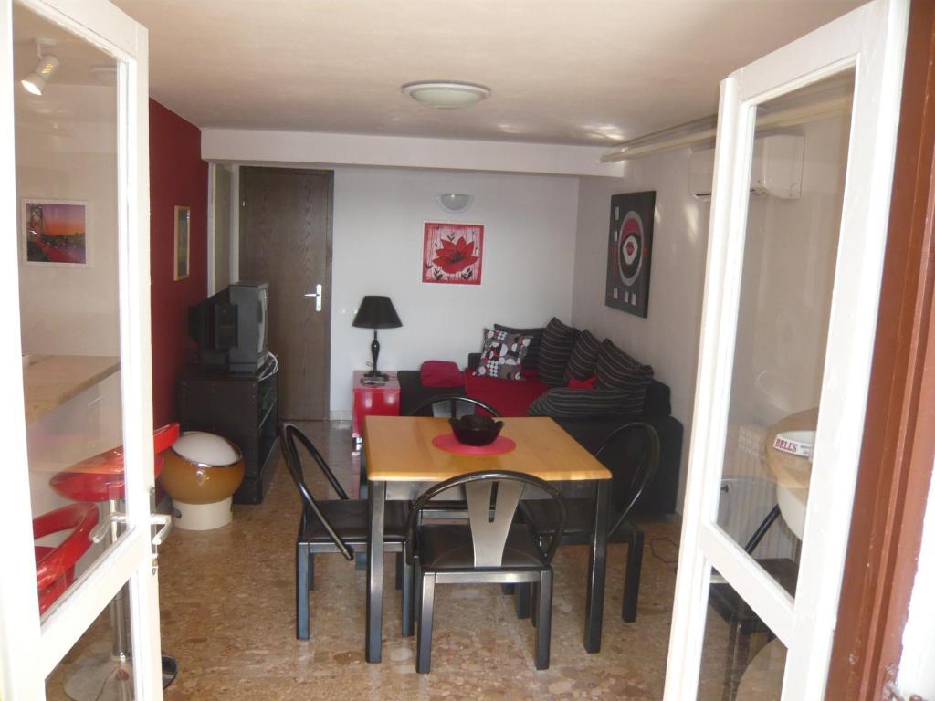 G&B Apartments Trogir Buitenkant foto