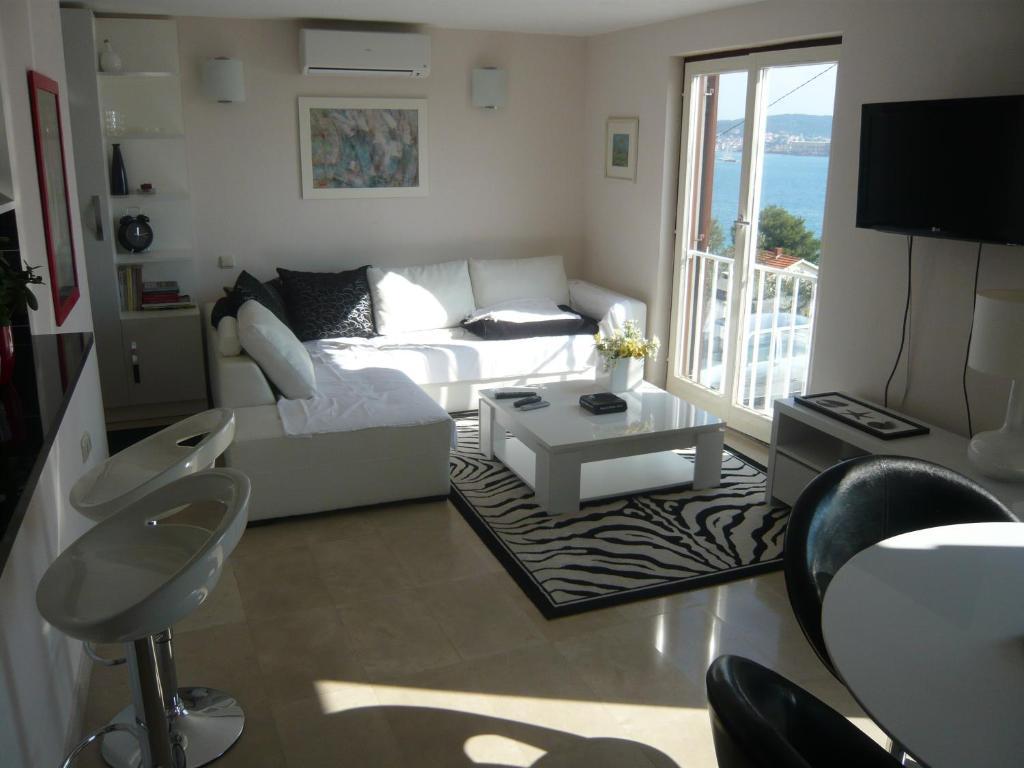 G&B Apartments Trogir Buitenkant foto