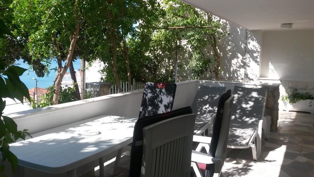 G&B Apartments Trogir Buitenkant foto